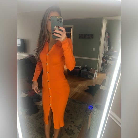 Ribbed orange dress - Picture 1 of 3